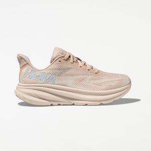 HOKA ONE ONE Clifton 9 Running Sneaker